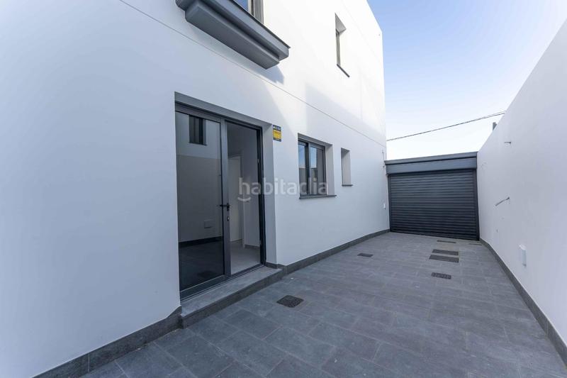 Foto f2f4cac4-7c9d-4680-9c05-cde5f4cda8e0. Casa adossada amb aparcament a San Miguel San Miguel de Abona