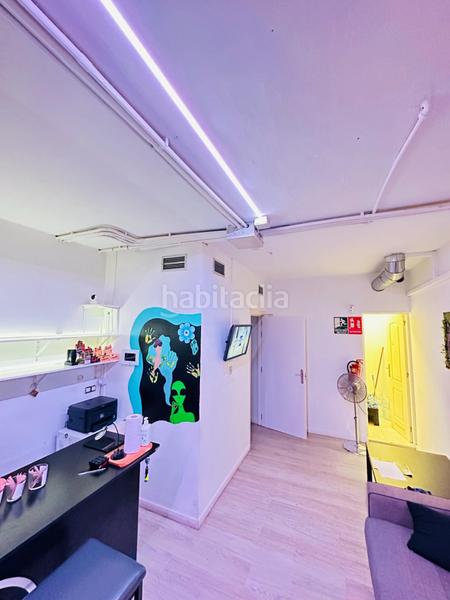 Foto fe8c6376-d165-4172-afcf-f1554ee03f31. Locale commerciale in avenida de rafael puig lluvina 3 in Arona