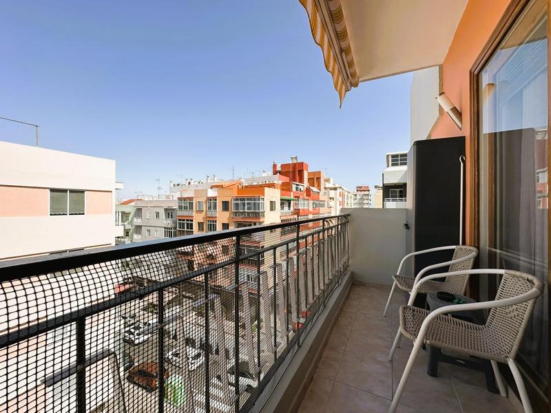 Foto 0d551c88-5ee8-43db-ae00-1b1e81cd8e40. Apartamento en calle felipe pedrell 19 oportunidad única ! amplio apartamento de 4 dormitorios en cruz del señor en Santa Cruz de Tenerife