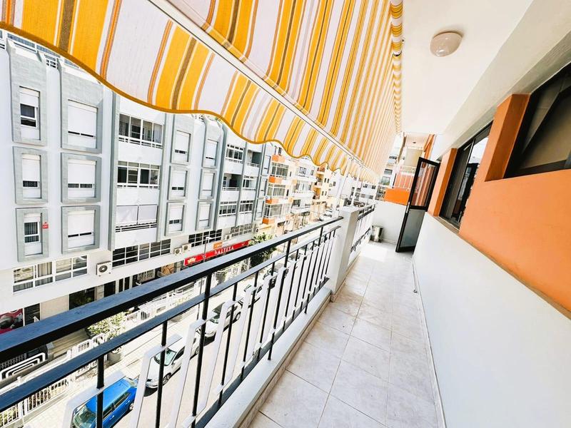 Foto 9e99ebfd-100d-4de9-9743-e0cd17b9aa86. Apartamento en calle felipe pedrell 19 oportunidad única ! amplio apartamento de 4 dormitorios en cruz del señor en Santa Cruz de Tenerife