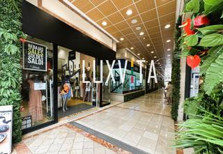 Location Local commercial  Avenida americas de las. Oportunidad única en el corazón de playa de las américas!