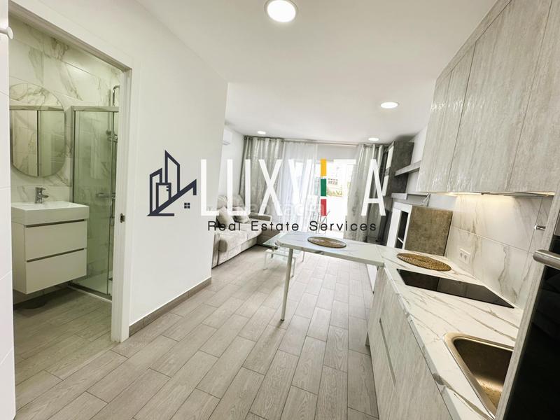 Foto ca00b702-3884-4f06-9d04-84176e413ead. Piccolo appartamento con piscina in San Eugenio Alto Adeje