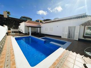 Chalet  Avenida kurt konrad mayer. Villa de lujo en el madroñal  tenerife sur