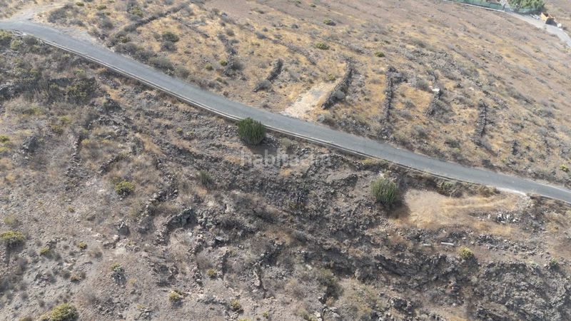 Foto c317cae3-ea51-4237-9531-c21274144f30. Finca rústica a camino era alta 68 a Tijoco Bajo Adeje