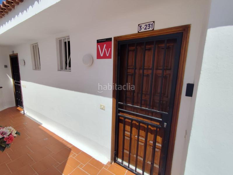 Foto 780485fa-a214-472c-ac7e-d982d5db8573. Apartamento en calle rodeo 9 encantador apartamento en Los Cristianos con licencia vacacional ideal para inversión en Arona
