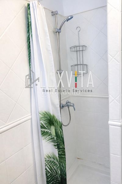 Foto f0b16e4a-00e2-43ea-9c82-17475c9d31a8. Apartament amb aparcament piscina a Costa del Silencio Arona