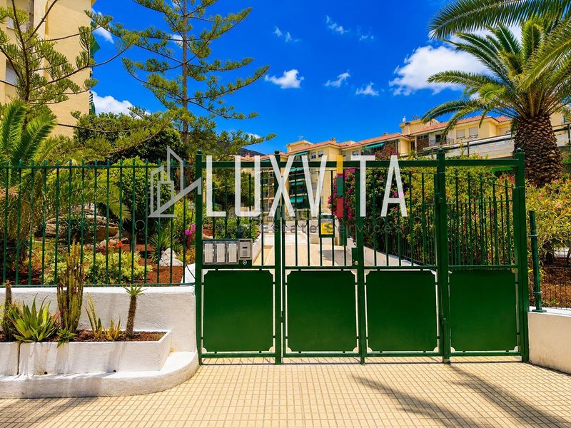 Foto 354798a1-b1fd-4ce4-8115-cd306b008463. Apartament amb aparcament piscina a Los Cristianos Arona