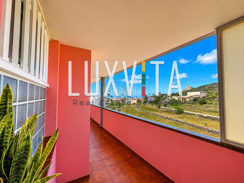 Foto 414fde3e-c53b-4d54-a29b-3fefb7d4477a. Apartament amb aparcament a Valle San Lorenzo Arona