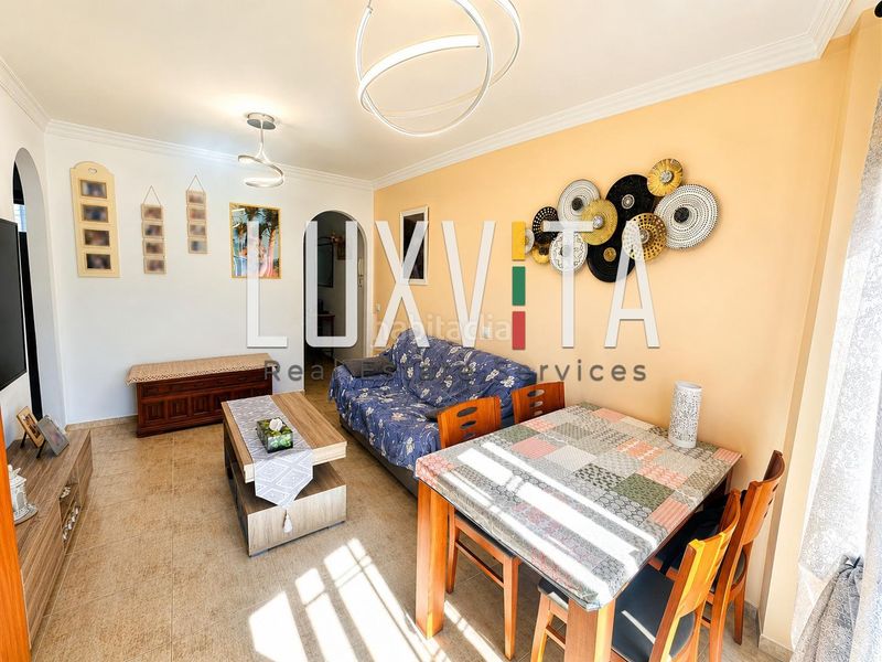 Foto 9d4e26a8-4e1f-43f6-a6cb-7047dfa3d911. Apartament amb aparcament a Valle San Lorenzo Arona