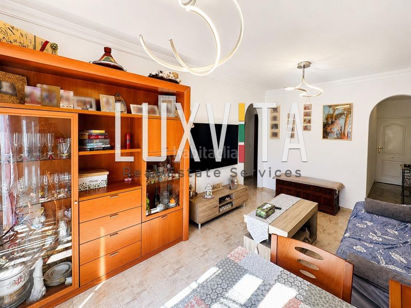 Foto b5be6f9a-415e-4084-9b7a-11d913c8ed21. Apartament amb aparcament a Valle San Lorenzo Arona