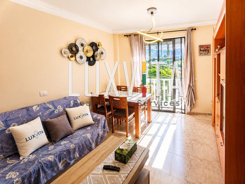 Foto d98969a2-f507-46a5-a081-5ac8c2783a49. Apartament amb aparcament a Valle San Lorenzo Arona
