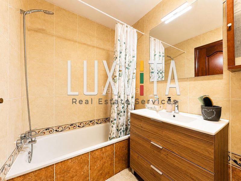 Foto ef284877-bedf-4922-8f6c-c334d34b74ae. Apartament amb aparcament a Valle San Lorenzo Arona
