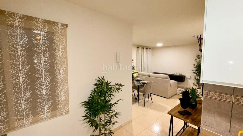 Foto 4792b223-3254-4445-a1fd-316a215c5b0a. Casa adossada amb aparcament piscina a Palm - Mar Arona
