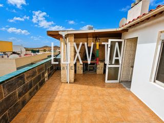 Ático  Dehesa la. Espectacular triplex de 3 habitaciones en guargacho, arona