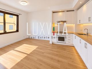 Piccolo appartamento in Igara 83. Apartamento de 2 dormitorios con plaza de parking en cabo blanco