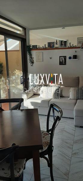 Foto 1a1d3451-7f1a-459f-8189-e3228892b92c. Maison jumelée dans calle del cardón 5 dans Playa Fañabé Alto Adeje