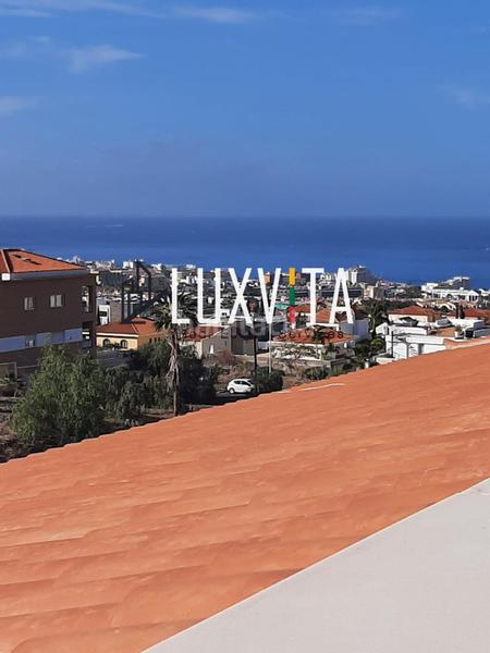 Foto 33028180-b75d-4475-963b-6a80fce4e588. Maison jumelée dans calle del cardón 5 dans Playa Fañabé Alto Adeje