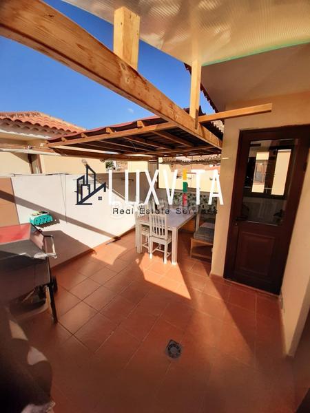 Foto 33c3051a-4183-49c7-b81f-41fafad81225. Maison jumelée dans calle del cardón 5 dans Playa Fañabé Alto Adeje