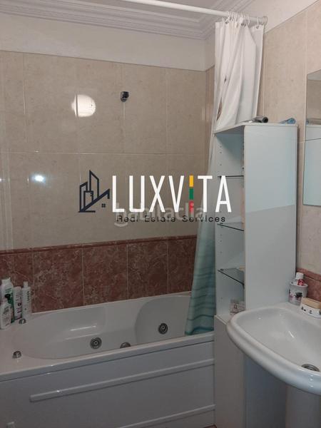 Foto 8090cd35-5afa-4e8a-a556-8d6c67b3b971. Maison jumelée dans calle del cardón 5 dans Playa Fañabé Alto Adeje