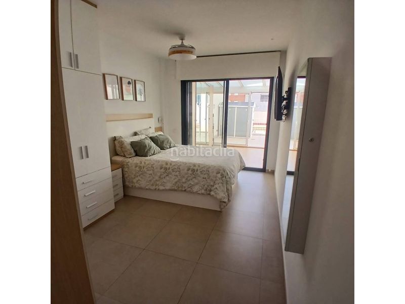 Foto 1869255c-97a4-48c5-9e07-9b9433d67eb3. Casa amb calefacció aparcament a Ca n'Aurell Terrassa