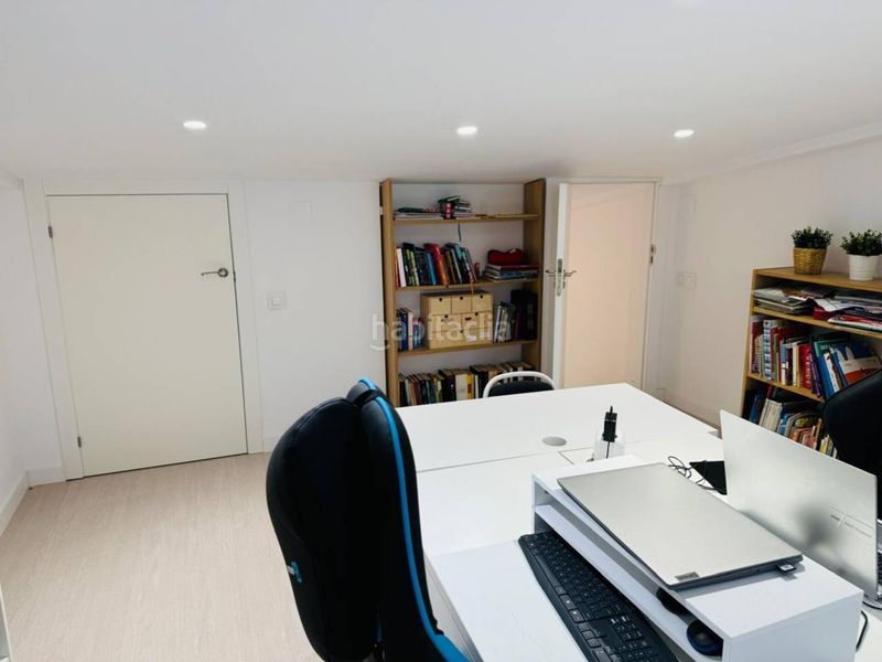 Foto 450fbd49-930f-4f88-a221-87eec21adcb0. Casa amb calefacció aparcament a Ca n'Aurell Terrassa