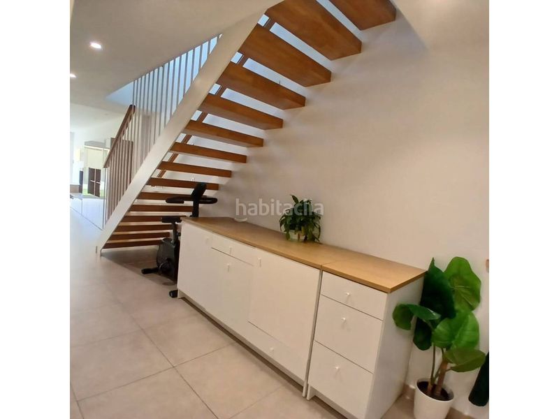 Foto 568d58ba-11ad-42ed-8405-6487e6cccb37. Casa amb calefacció aparcament a Ca n'Aurell Terrassa