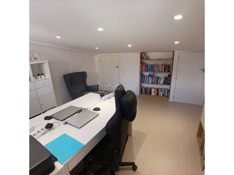 Foto 5b2b1d1f-0668-4dc1-b500-712905094c76. Casa amb calefacció aparcament a Ca n'Aurell Terrassa