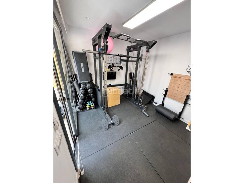 Foto 9f9871f1-0b0b-45fd-843e-1e1cc20fbedb. Casa amb calefacció aparcament a Ca n'Aurell Terrassa