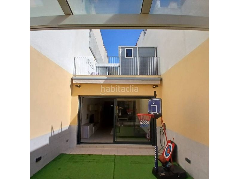 Foto ce38bb7a-48af-410e-8322-c5b109755fc5. Casa amb calefacció aparcament a Ca n'Aurell Terrassa