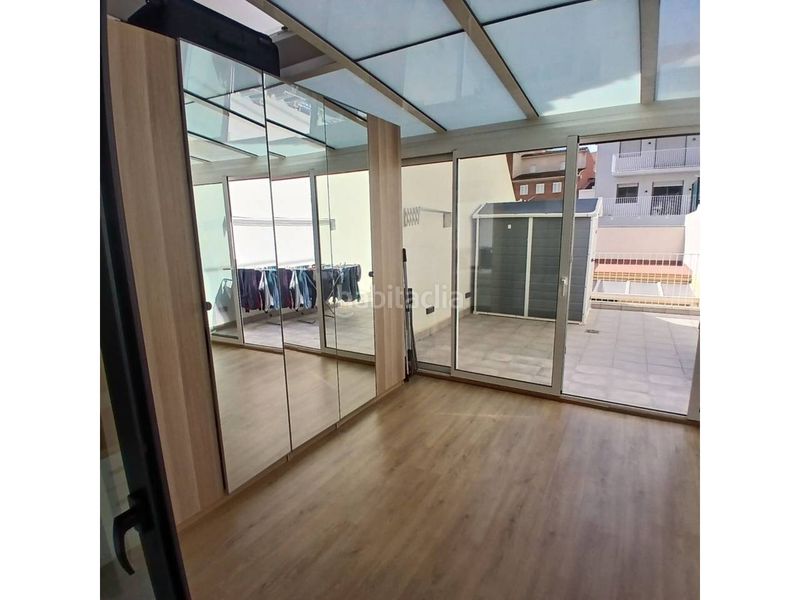 Foto cf95be66-2c0d-4a9d-a918-c7f35165b6c2. Casa amb calefacció aparcament a Ca n'Aurell Terrassa