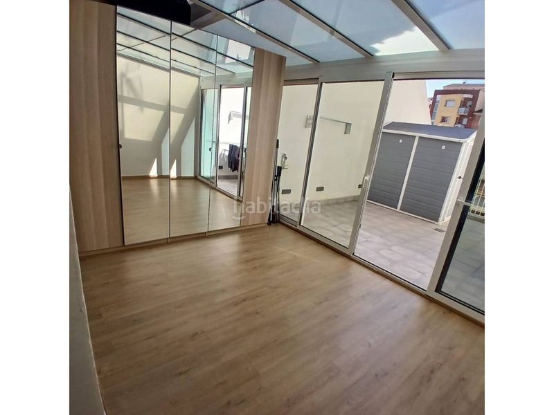 Foto f87d62d3-fed7-4d59-a317-b76a3e99d5a8. Casa amb calefacció aparcament a Ca n'Aurell Terrassa