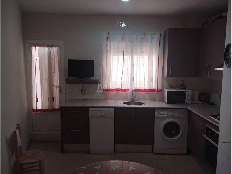 Foto e63dd4c8-0a55-46e6-9ff4-67e2ef836999. Casa amb calefacció a Fiñana