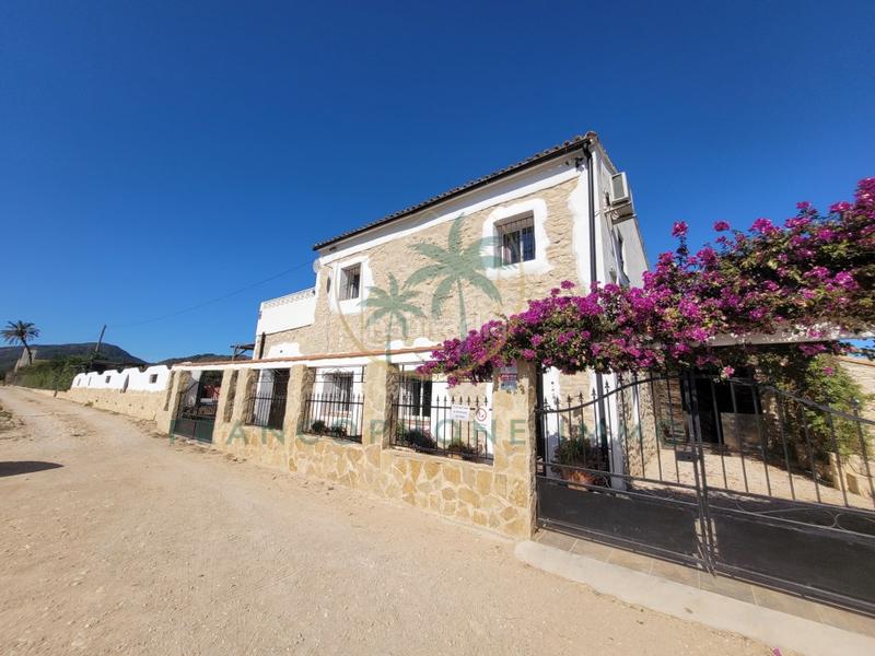 Foto 852b7c1a-48bf-4502-a467-dc00fef7cbe3. Haus in partida sant josep in Oliva pueblo Oliva