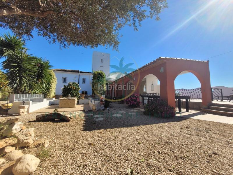 Foto bc71e786-2e8c-4e1b-bab5-a4736539fe05. Haus in partida sant josep in Oliva pueblo Oliva