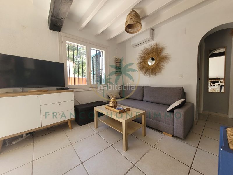Foto a7e788bc-6ad0-49ff-84f8-a19e334d3c99. Casa a El Montgó Dénia