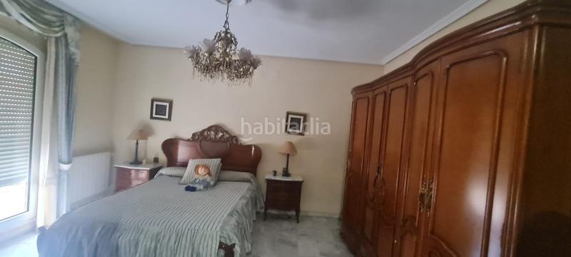 Foto fbe8ee4d-ba95-4f72-a118-d709a240e08e. Chalet con camino parcheggio piscina in Ruta de la Plata Cáceres