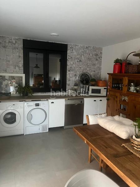 Foto 343d4a1e-5ea7-414e-93dc-207aaf8cf4ee. Chalet de diseño en Ruta de la Plata Cáceres