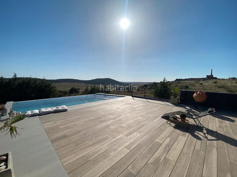 Foto 8b61558a-544f-482e-a370-31df39b78516. Chalet de diseño en Ruta de la Plata Cáceres