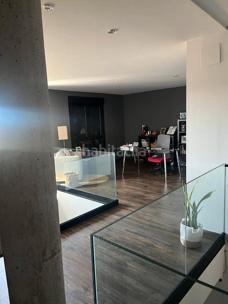 Foto df20d0a7-bf29-40bf-a065-63da68aa17d3. Chalet de diseño en Ruta de la Plata Cáceres