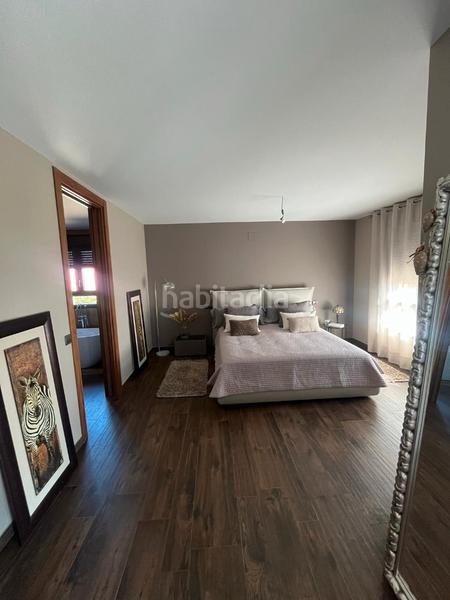 Foto e58816c6-c782-468c-8b2c-ad28994999a6. Chalet de diseño en Ruta de la Plata Cáceres