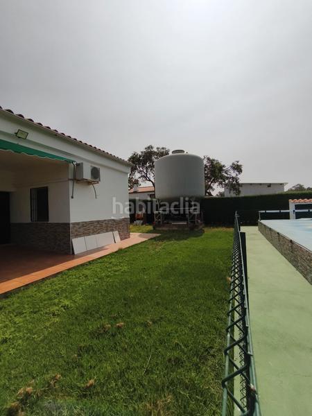 Foto 5115ae28-ac2d-4bb7-a82b-4189cadbe852. Chalet con camino parcheggio piscina in Valdesalor - Rincón de Ballesteros Cáceres