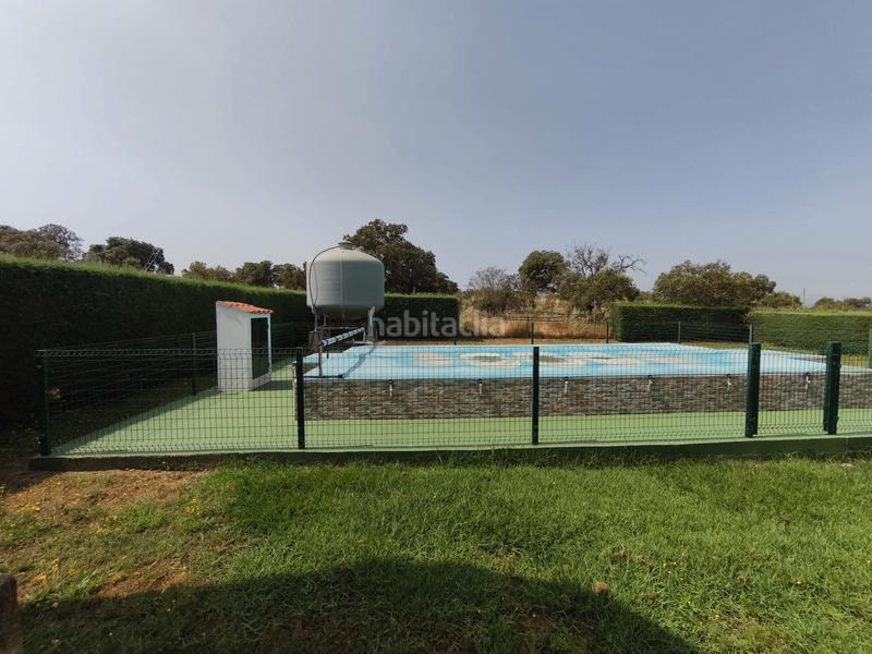 Foto d62b3f37-175f-422b-9eb8-b6c68994c414. Chalet con camino parcheggio piscina in Valdesalor - Rincón de Ballesteros Cáceres