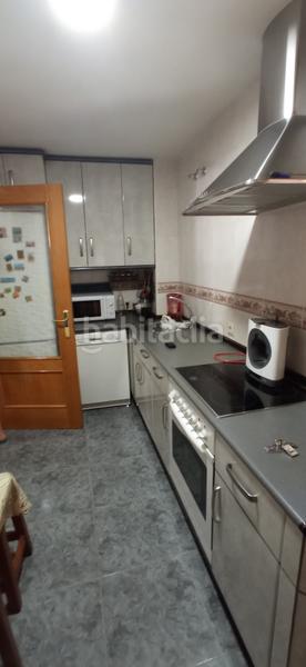 Foto b92f8db6-9bbd-4f7d-a36f-3abfaa40574d. Casa amb calefacció aparcament a Casco Antiguo Cáceres