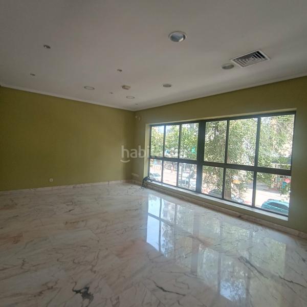 Foto 23c1132f-e021-40a7-aca0-92e7b8e114c6. Oficina a Centro Cáceres