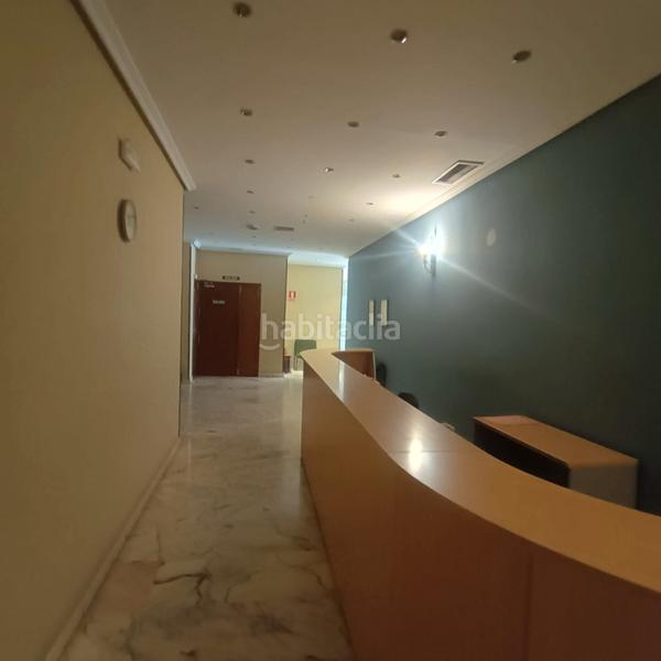 Foto 957ca7e5-14ec-4d49-84c4-1e12e9c2dfa3. Oficina a Centro Cáceres