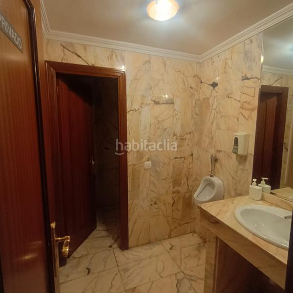 Foto 9a2dc71d-0983-46f2-ac42-fd5fade1b878. Oficina a Centro Cáceres