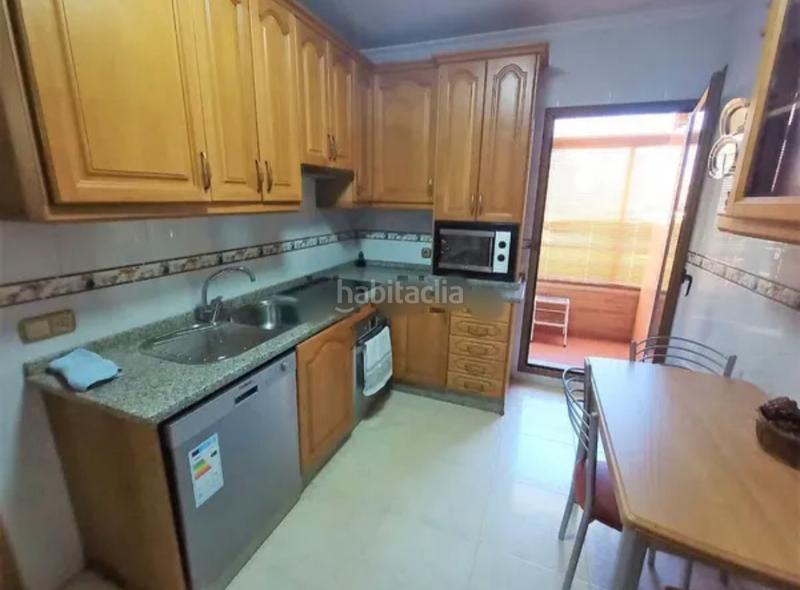 Foto 3c86e5f0-b8c2-40eb-9603-02c4e4ba2535. Penthouse with heating parking in Centro Cáceres