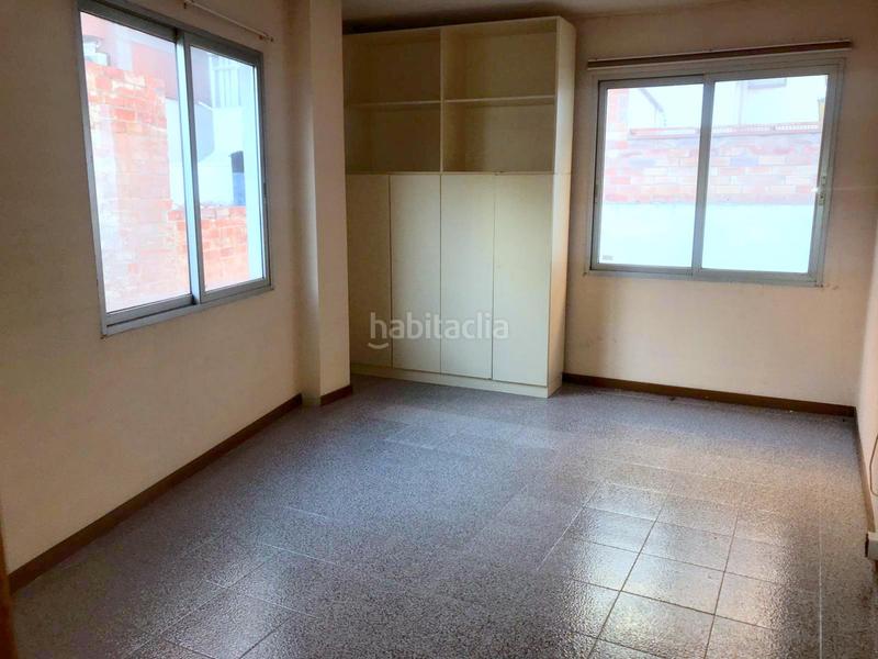 Foto acc73363-aa5c-4286-ab9a-9581a0530f70. Oficina a Instituts-Universitat Lleida