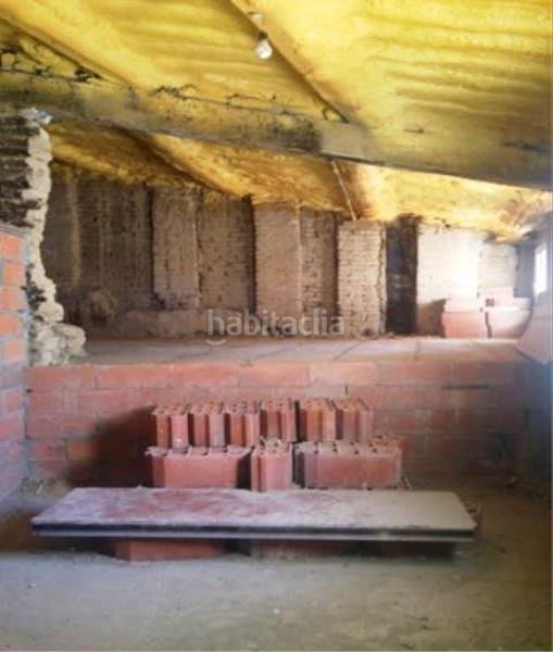 Foto 2d74a4d1-4ff3-4383-a127-77512e1c84f1. Casa adosada casa unifamiliar en venta en Alguaire