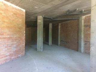 Lloguer Local Comercial  La portella